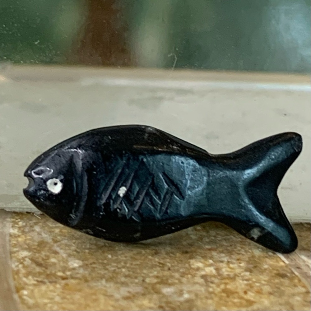 Native American Zuni Style Fish Fetish Bead Drilled Black Obsidian Carved Animal